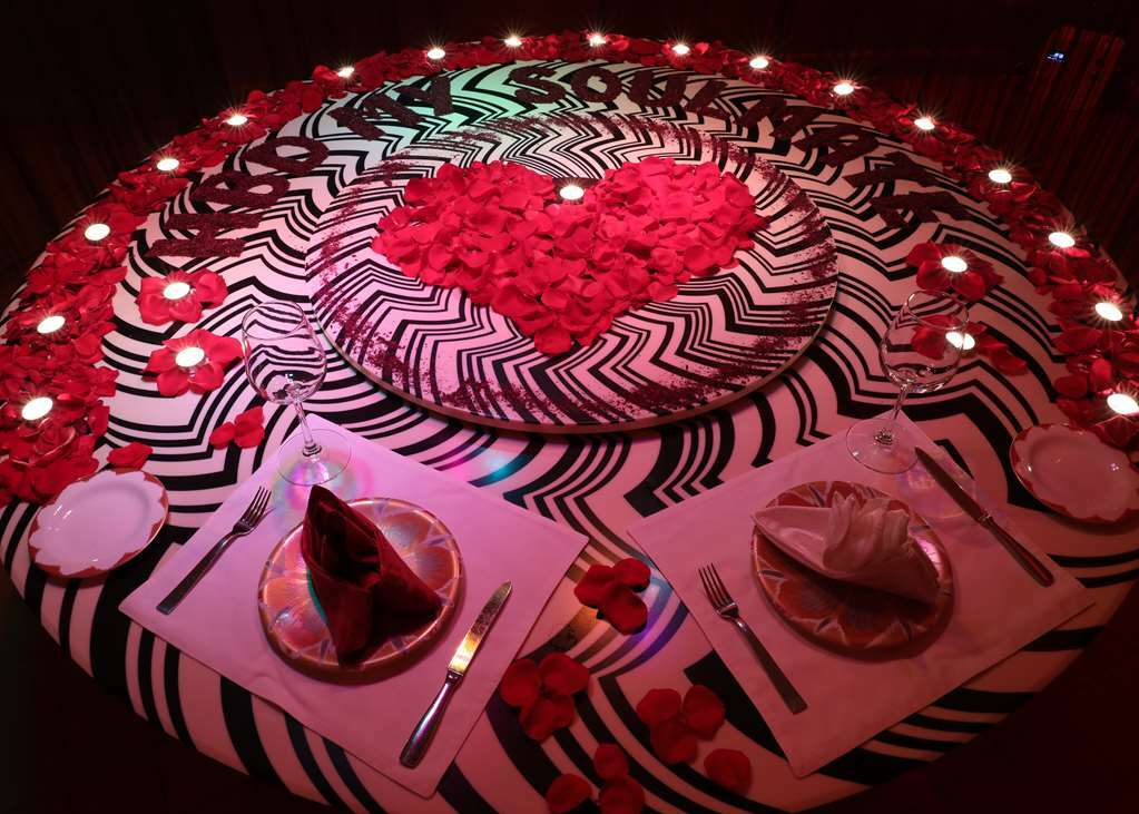 Symphony Style Hotel Kuwait Kuwait City Restaurant foto